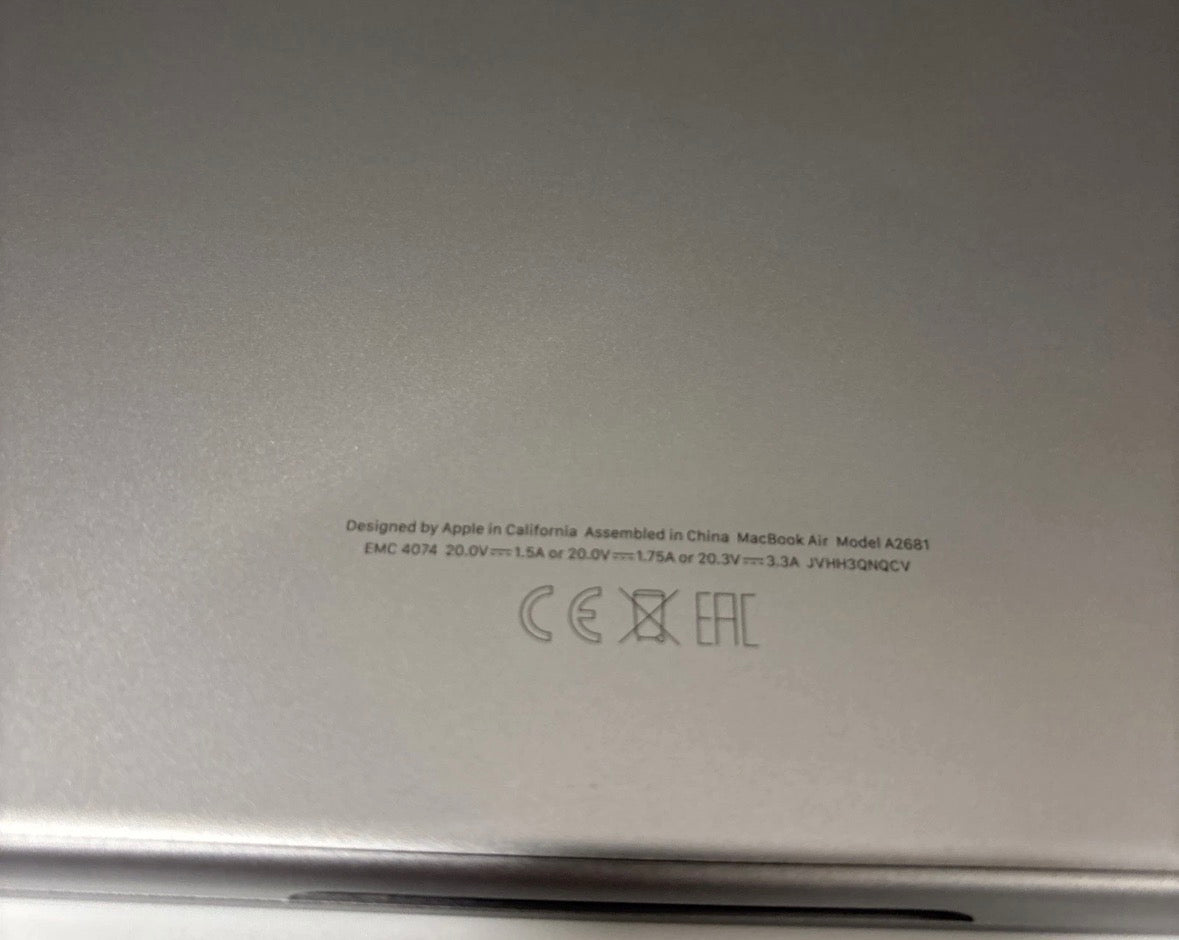 Apple MacBook Air 13.6” M2 | 256GB SSD | 8GB RAM | Space Grey | UK Keyboard