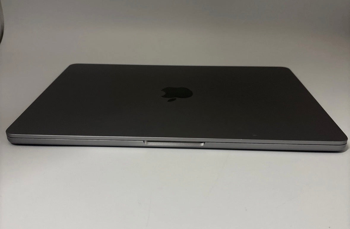 Apple MacBook Air 13.6” M2 | 256GB SSD | 8GB RAM | Space Grey | UK Keyboard