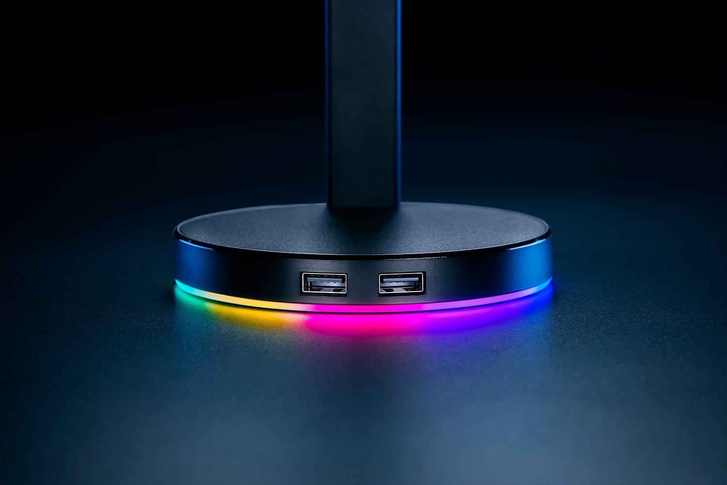 Razer Kraken V4 Pro Headset + OLED Control HUB + Razer Base Station v2 Chroma - Gadget Converters